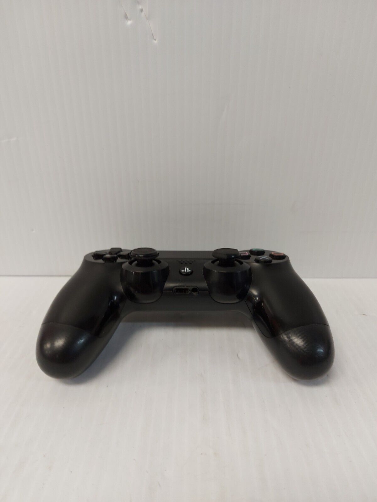 (N84758-3) Sony CUH-1001A PlayStation 4 500GB