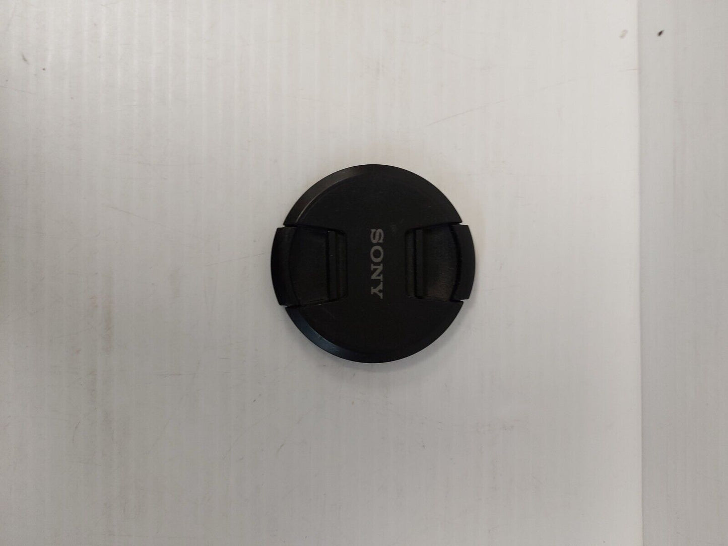 (N81829-1) Sony SEL247OZ Optical Steady Shot Lens w/ cover