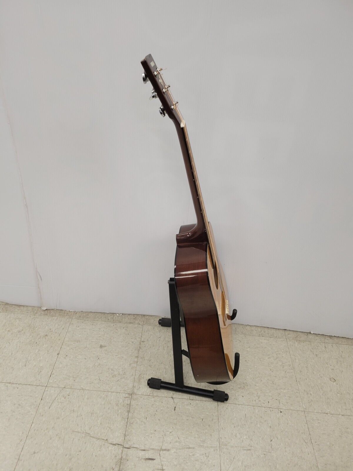 (66782-1) Yamaha F-340 Guitar