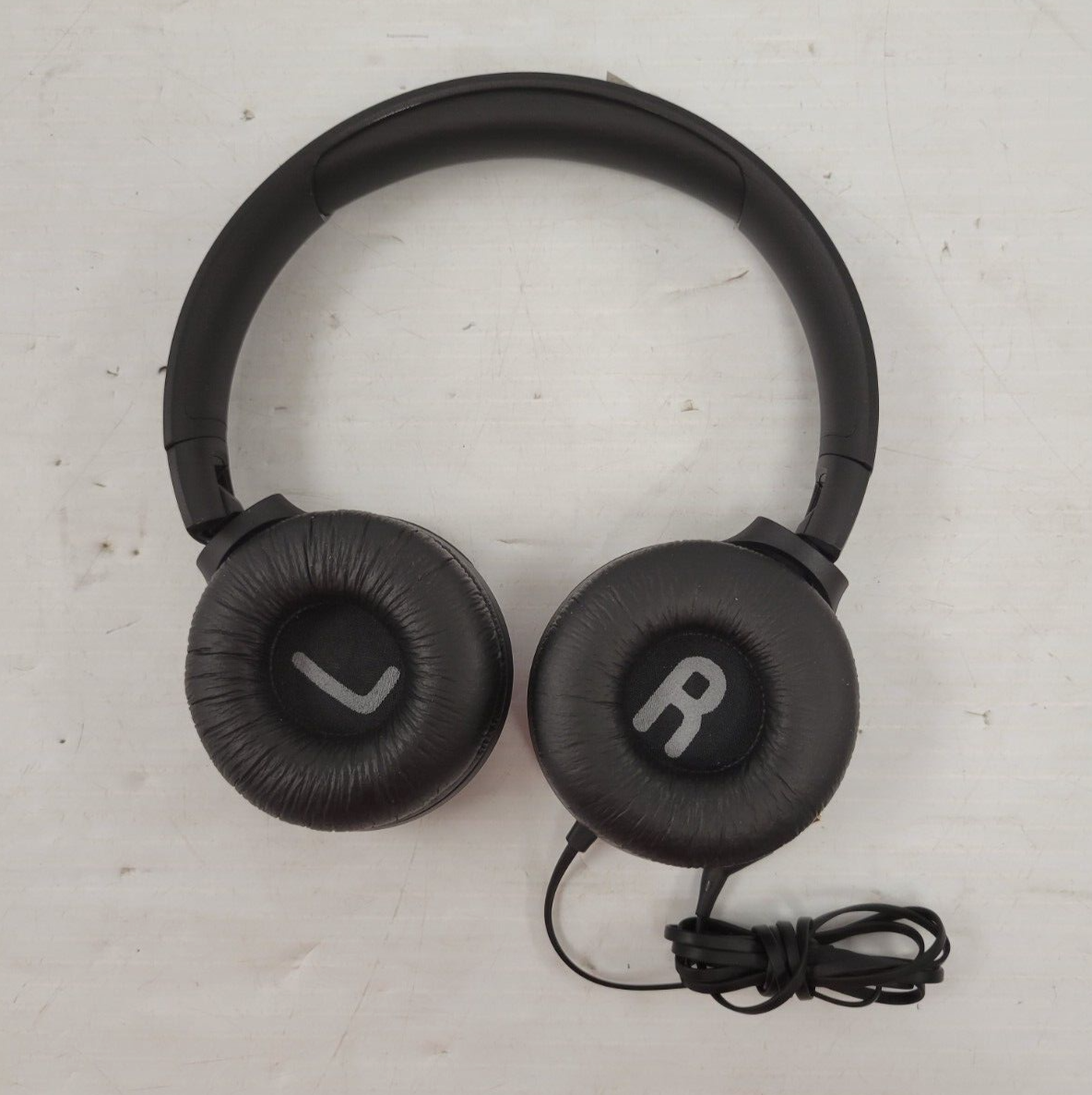 (64244-2) JBL Tune 500 Headphones