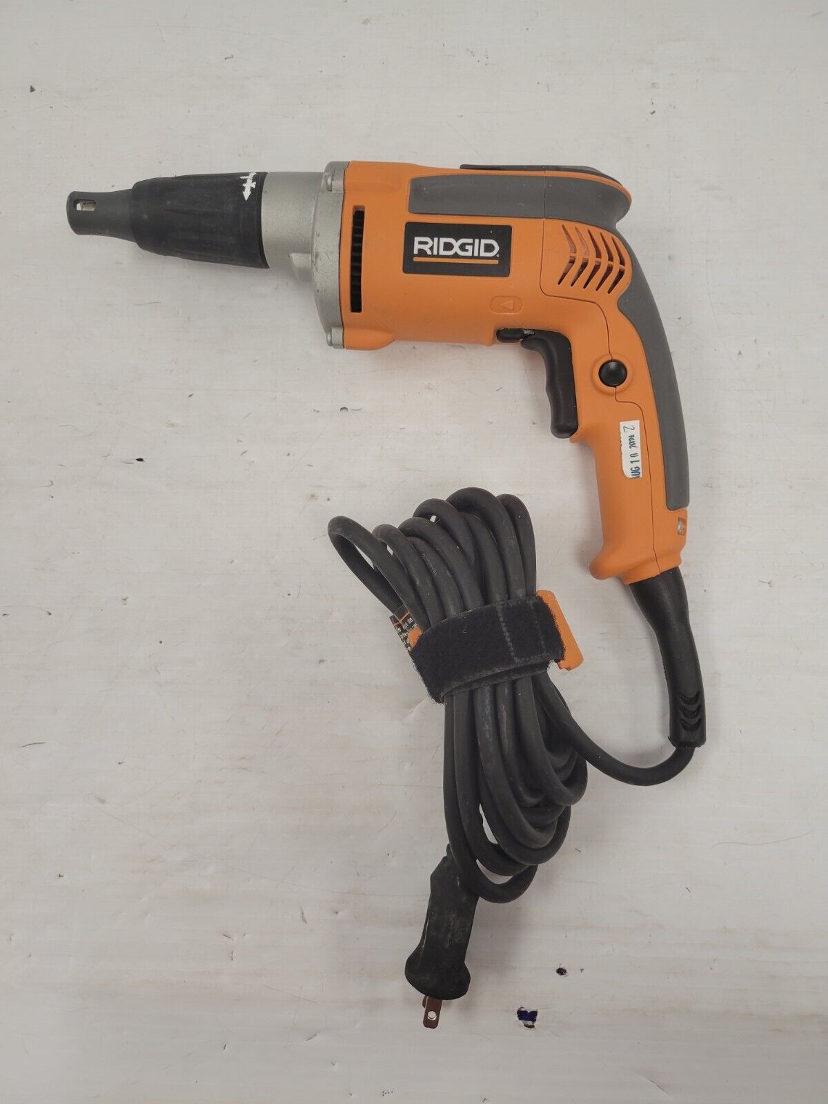 (63516-1) Ridgid R6000 Screwdriver