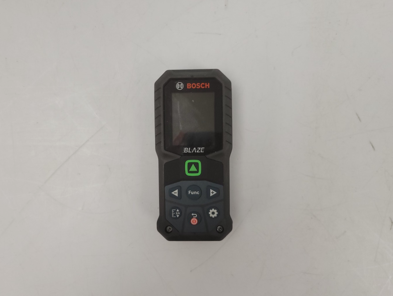 47018089