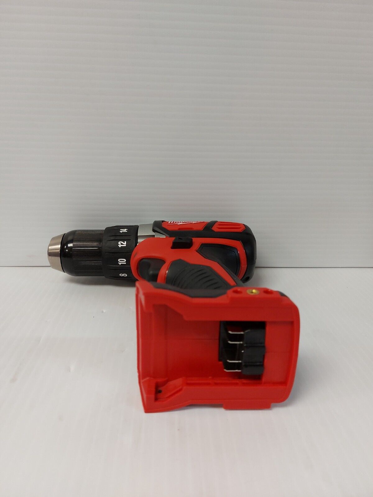 (N86181-1) Milwaukee 2606-20 Drill