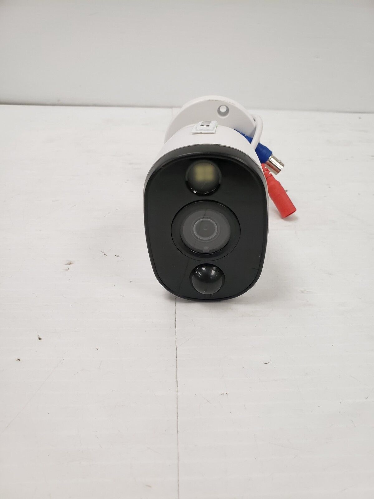 (I-35880) Swann Pro-1080MSFB Security Camera