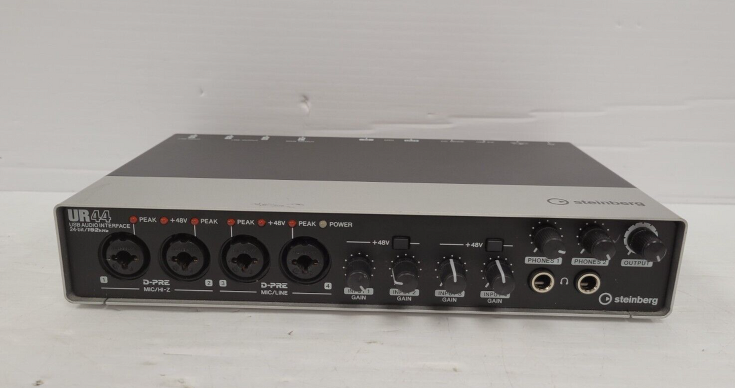(62831-1) Steinberg UR44 Audio Interface