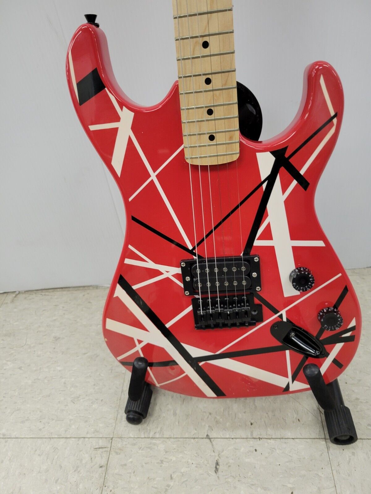 (50851-2) Spectrum Electric Guitar