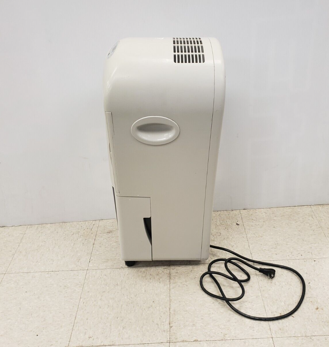 (45579-3) Simplicity SDR505R Dehumidifier