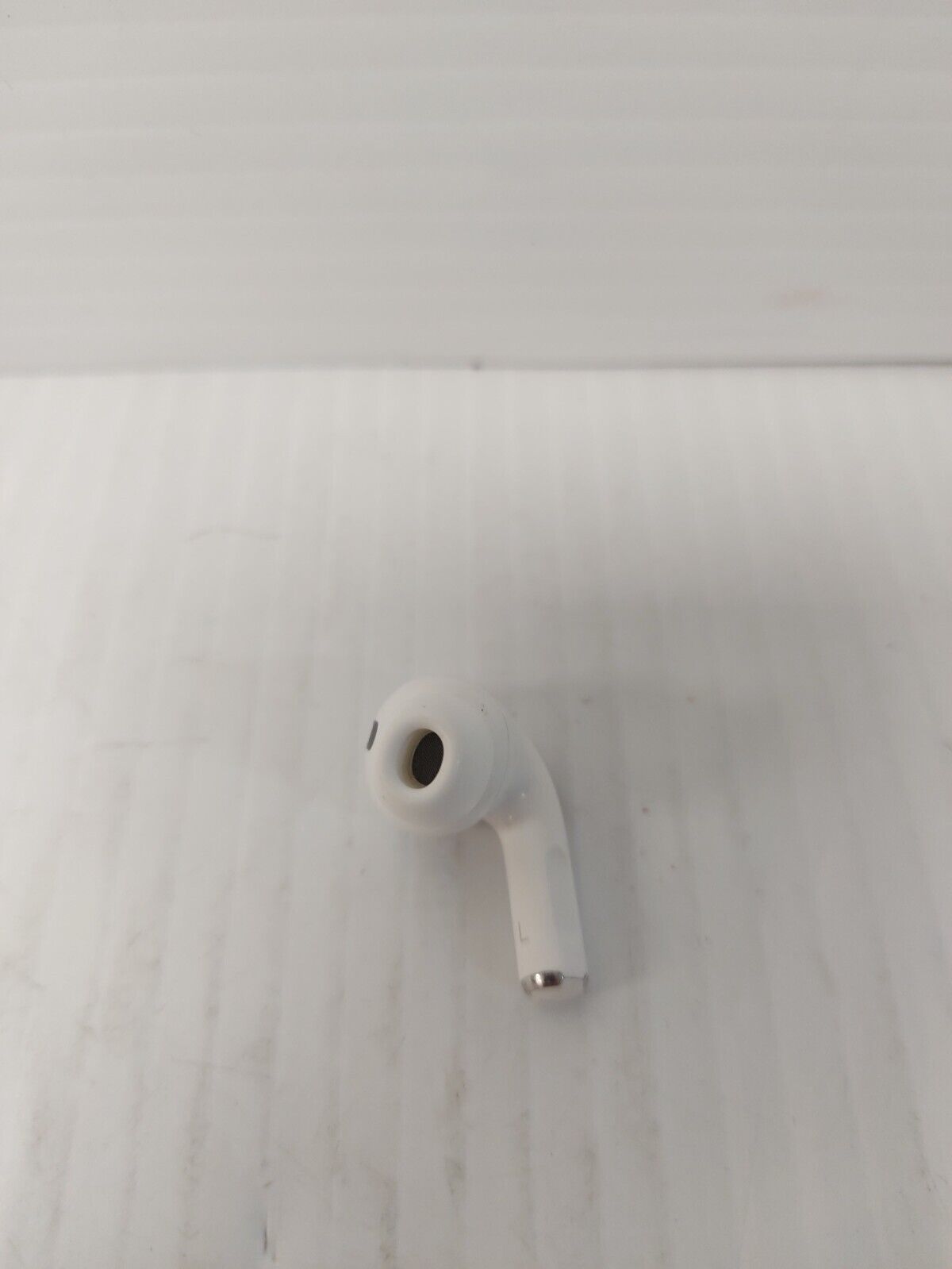 (N86603-3) Apple A2190 Gen 2 Pro Airpods