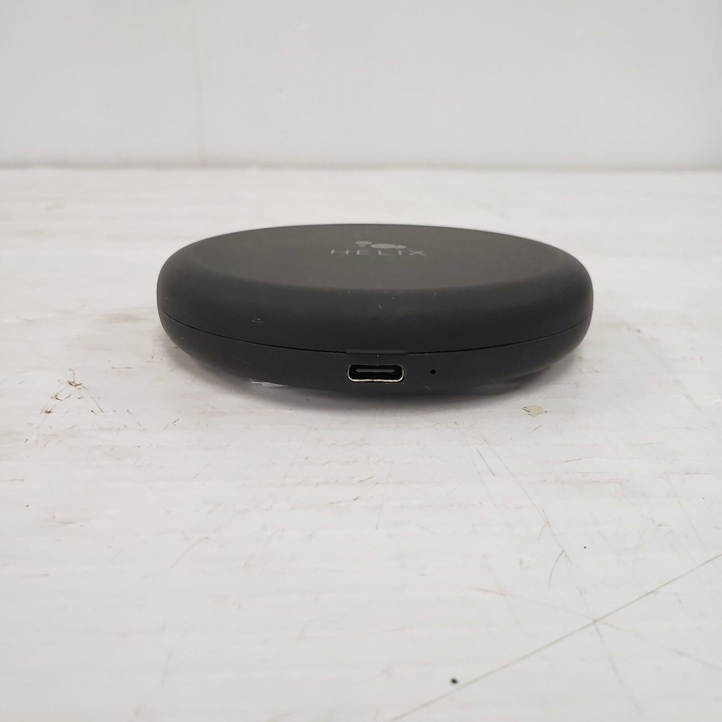 (27322-4) Helix ETHQ12B Wireless Charger