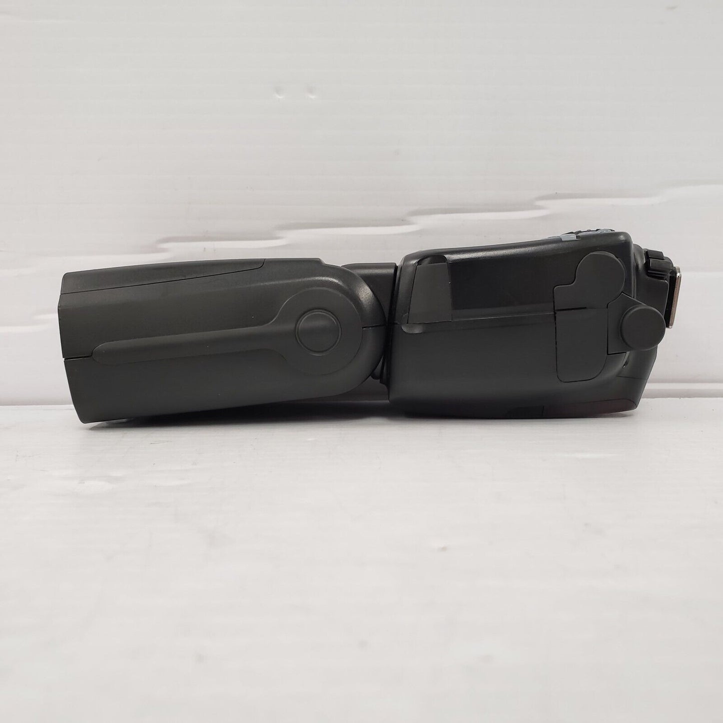 (I-34762) Yongnuo YN600EX-RT SLR Flash