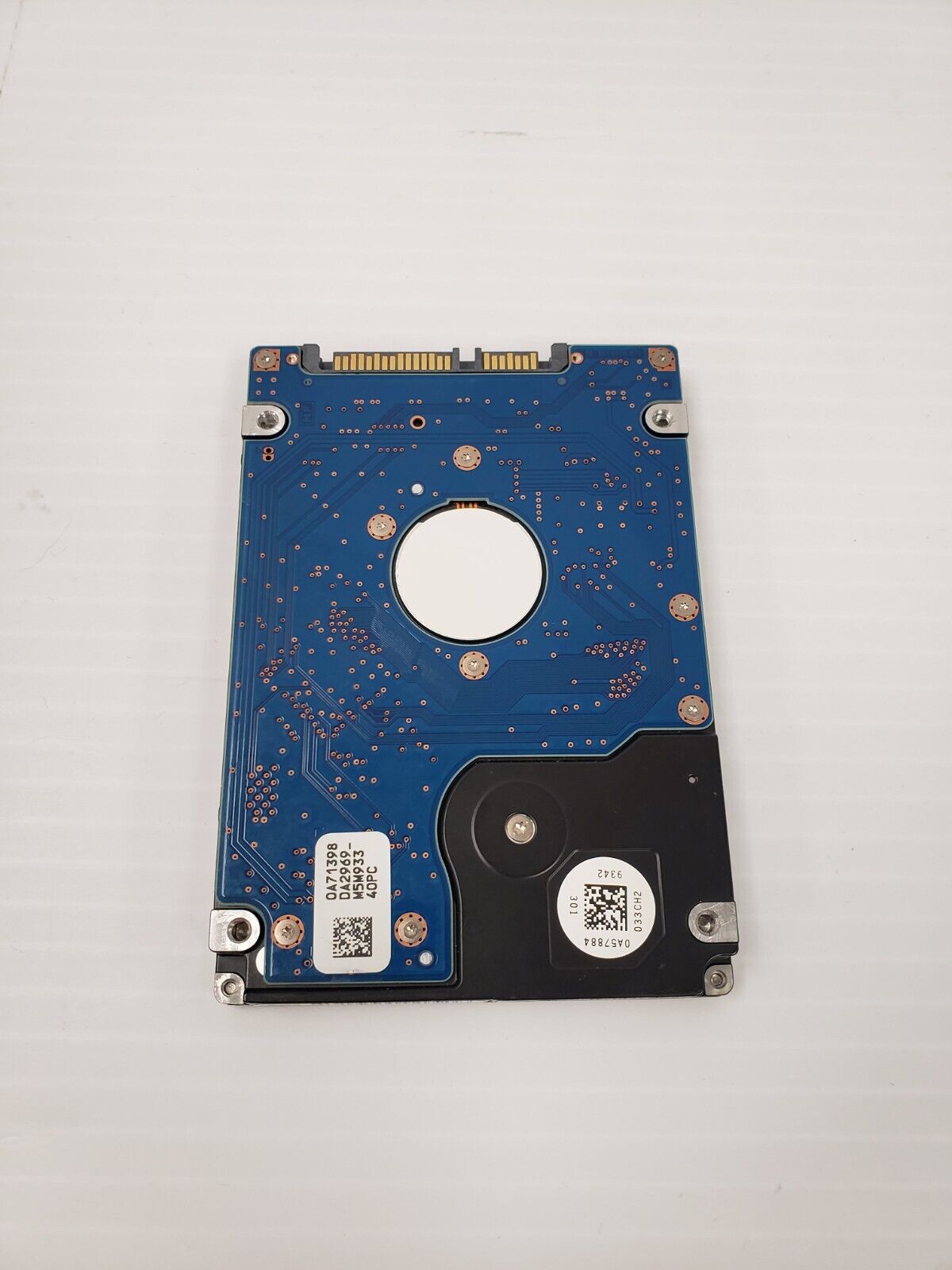 (I-33490) Hitachi 5K500-B250 Hard Drive