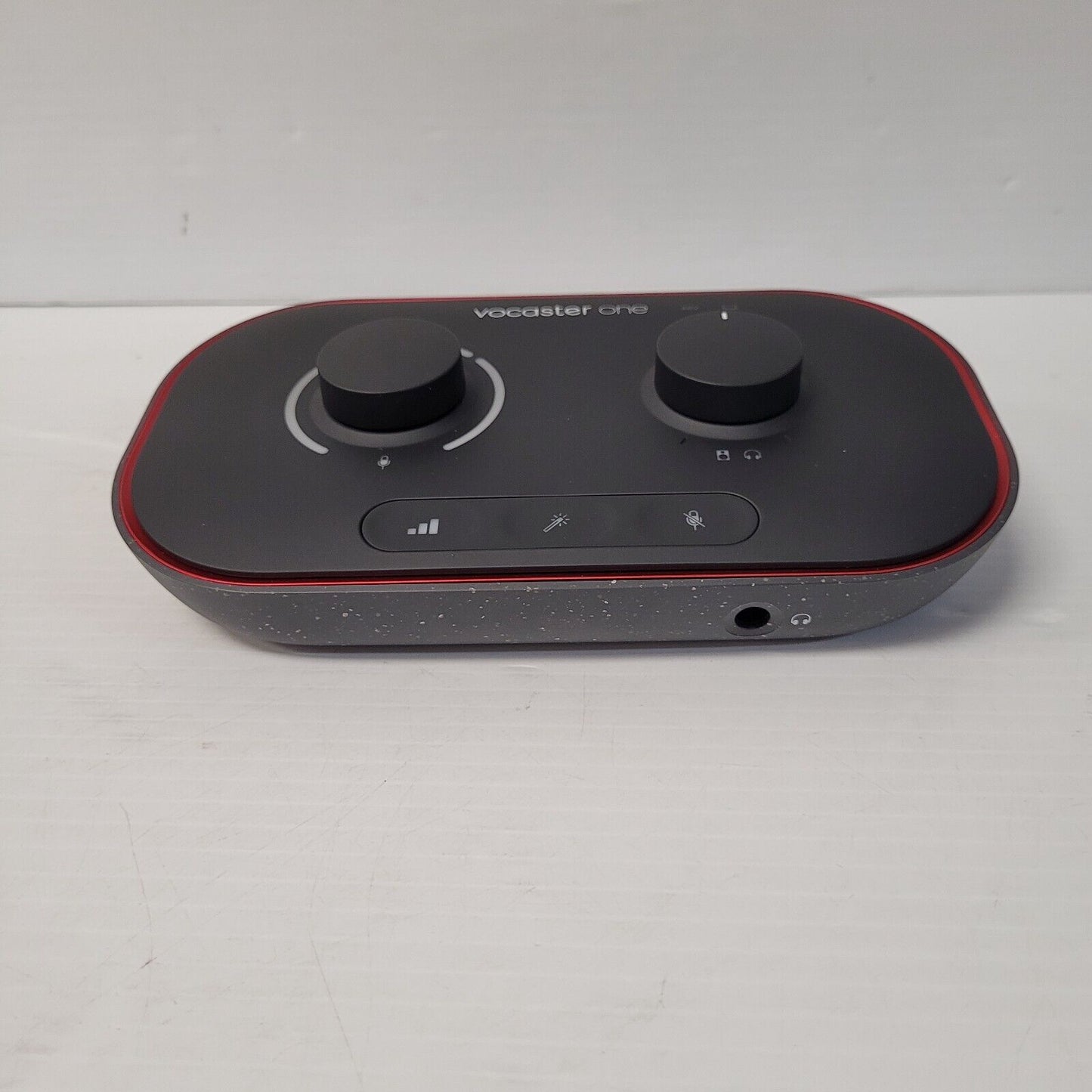 (N75255-1) Focusrite Vocaster One Podcast Interface
