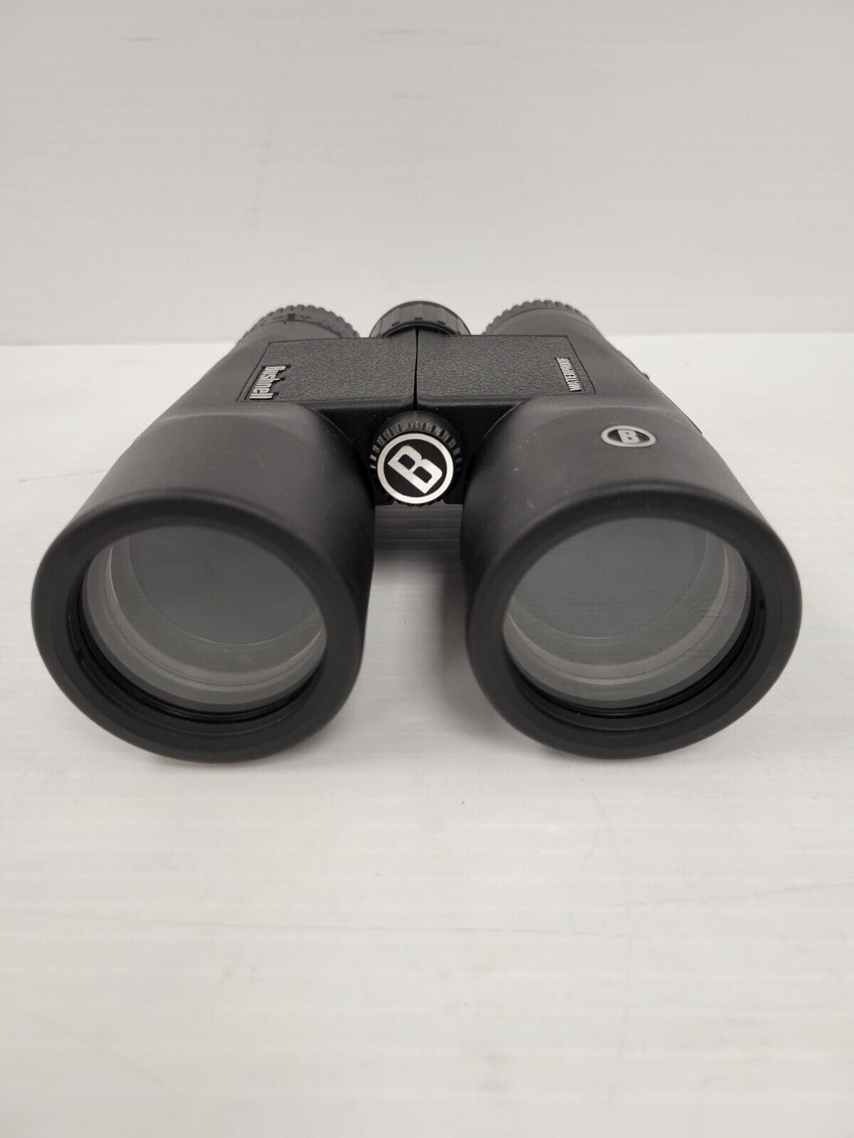 (49249-1) Bushnell Binoculars-10X42