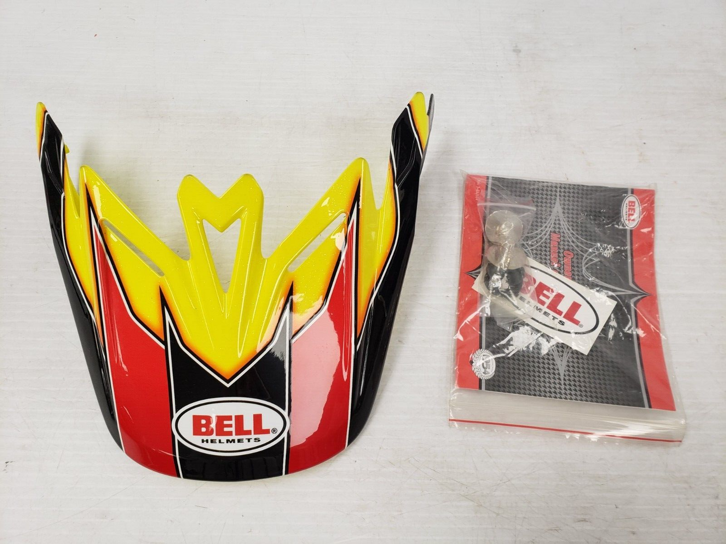 (I-33104) Bell Moto9 Helmet Visor