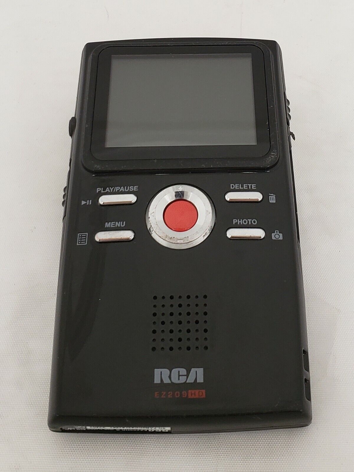 (I-12144) Caméra RCA EZ209HD