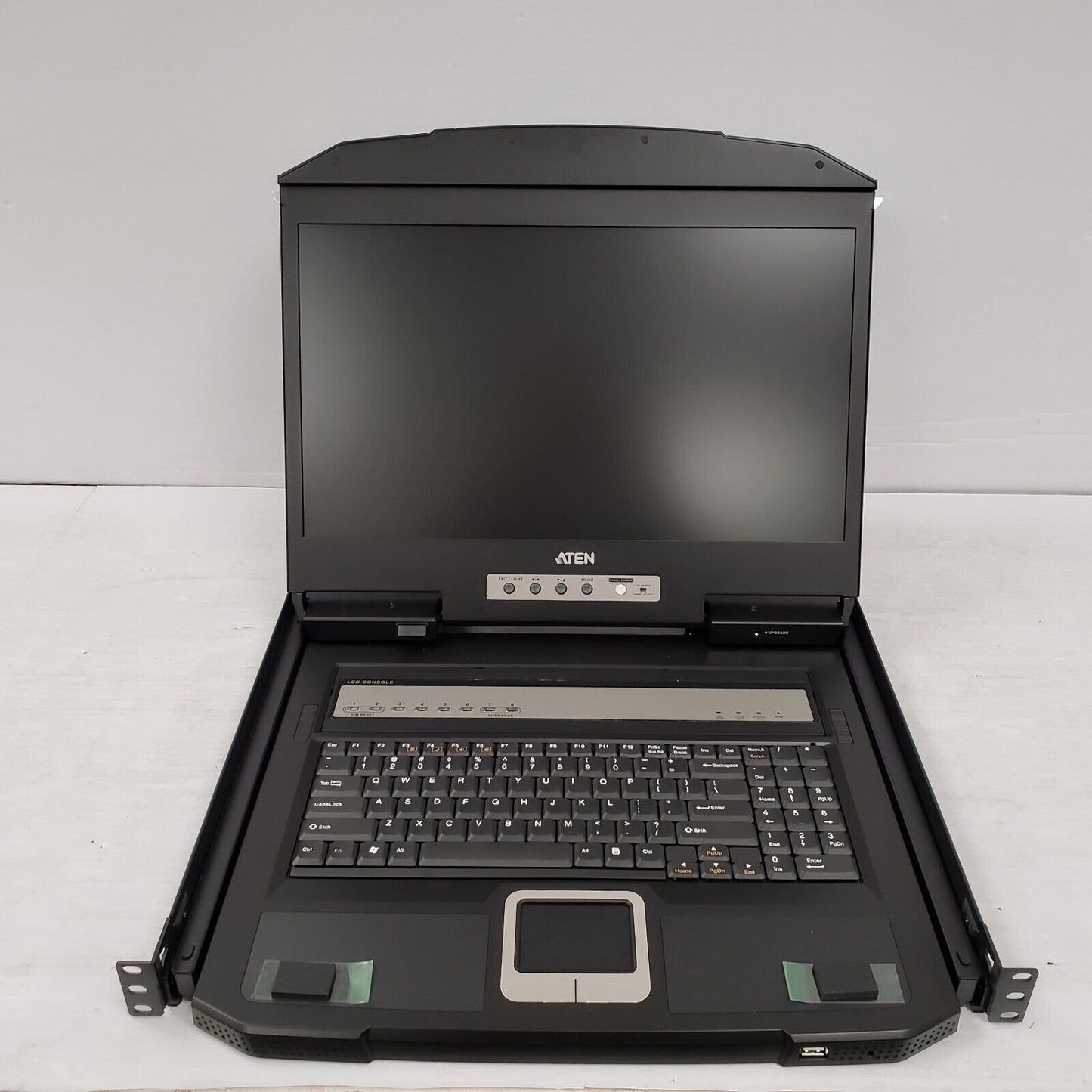 (55952-1) Aten CL3108NX Monitor