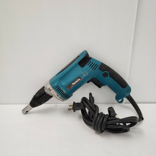 (18375-4) Makita 6824 Drill