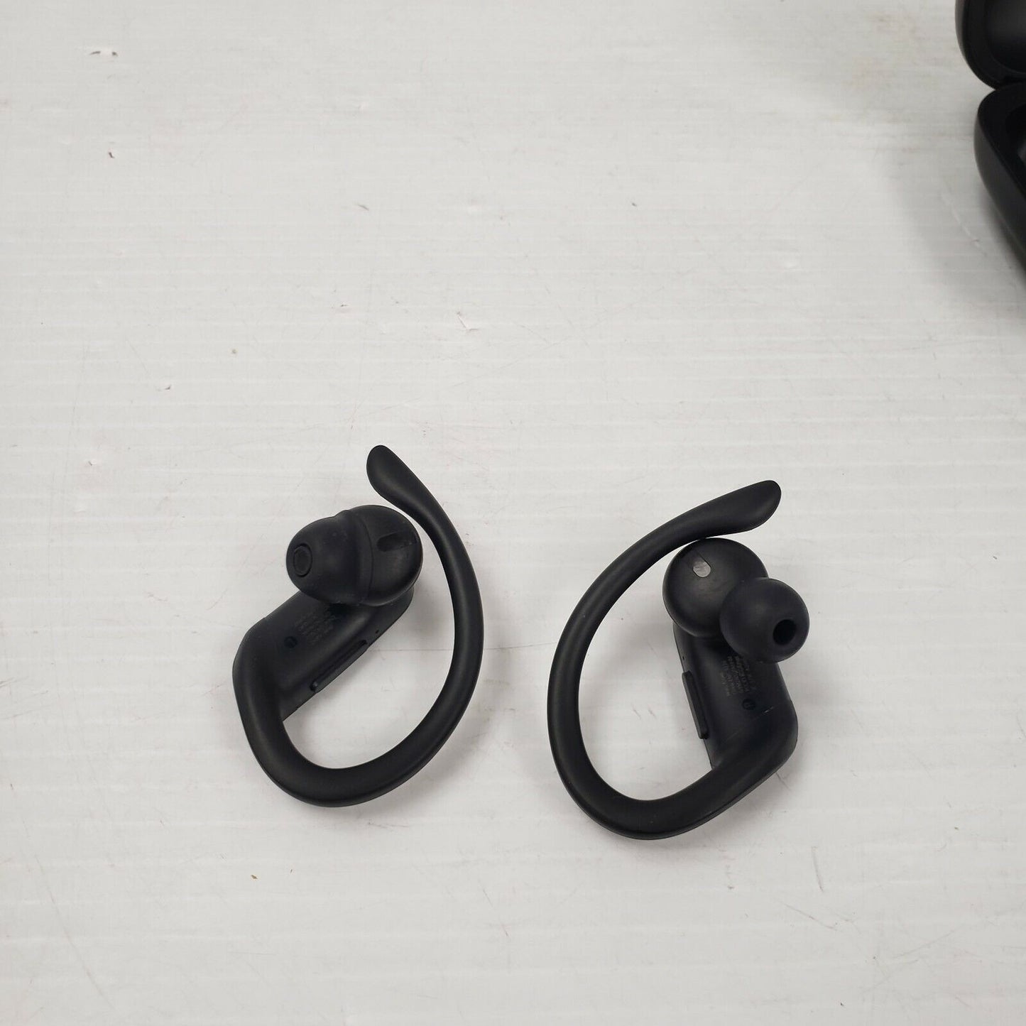 (22208-1) Apple A2078 Ear Buds