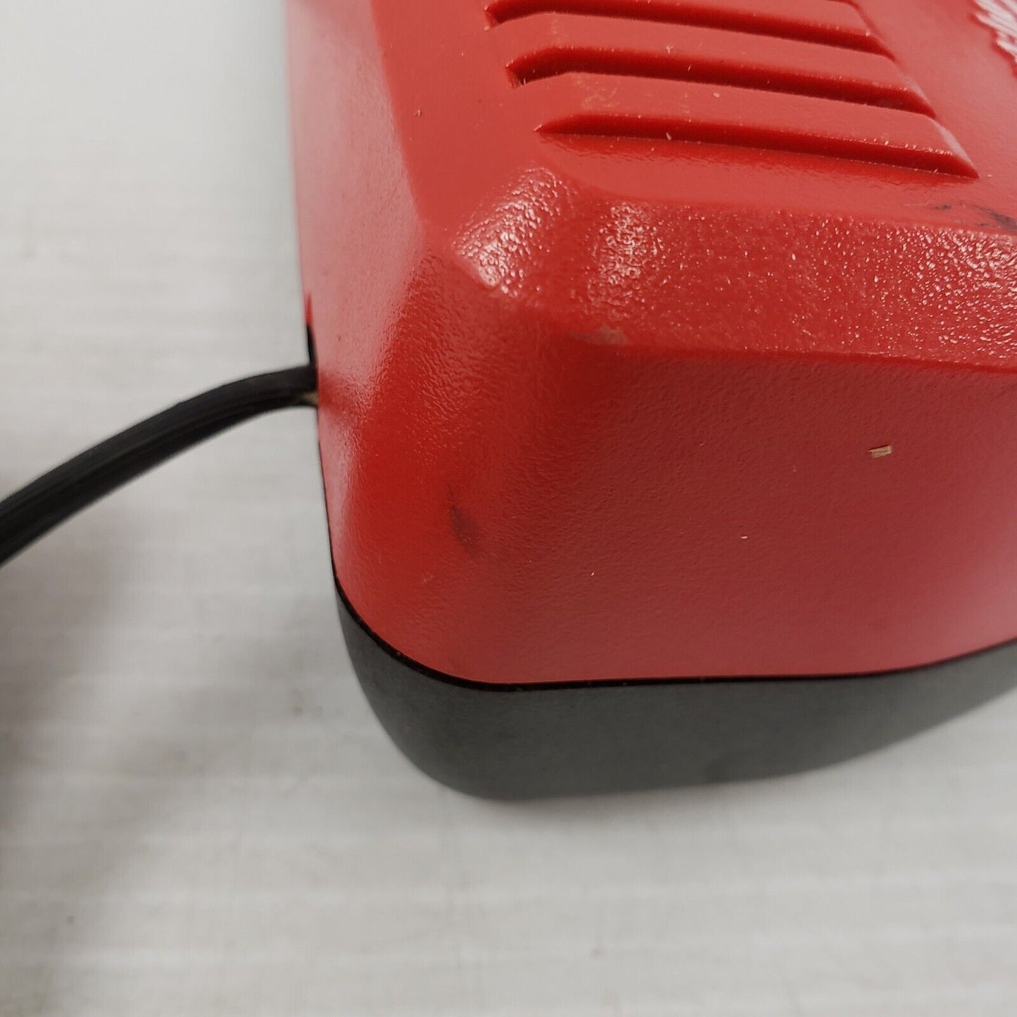 (50159-2A) Milwaukee 48-59-2401 Battery Charger