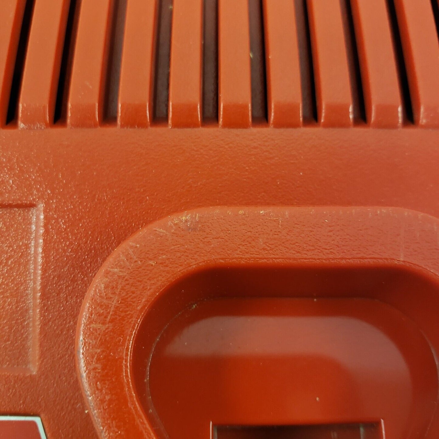 (50159-2A) Milwaukee 48-59-2401 Battery Charger