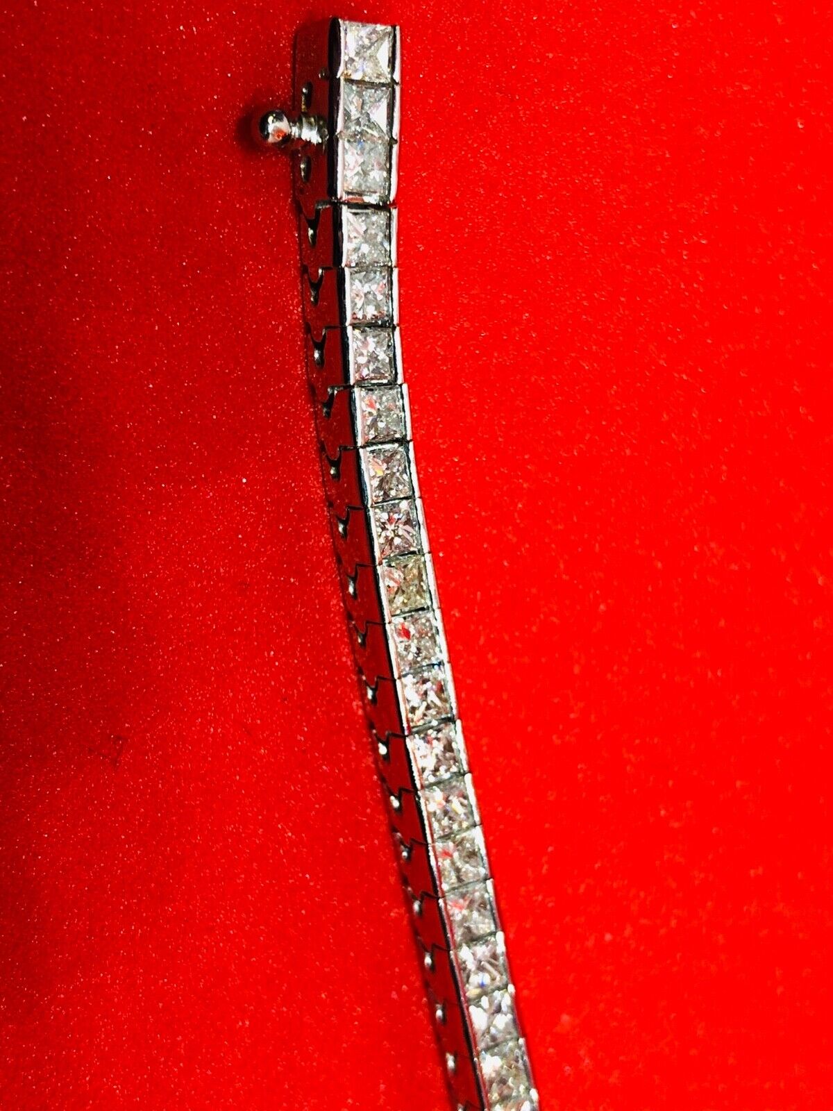 (N04927) 14K White Gold Bracelet w/ Diamonds