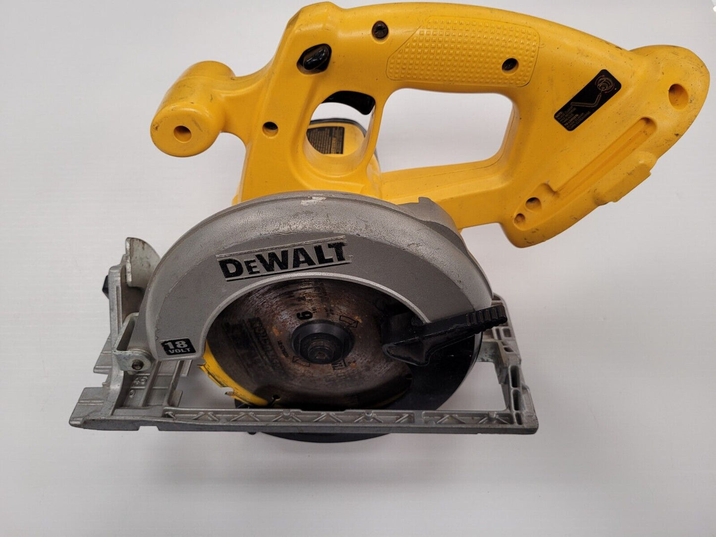 (N71604-4) Dewalt DCS392 Circular Saw Kit