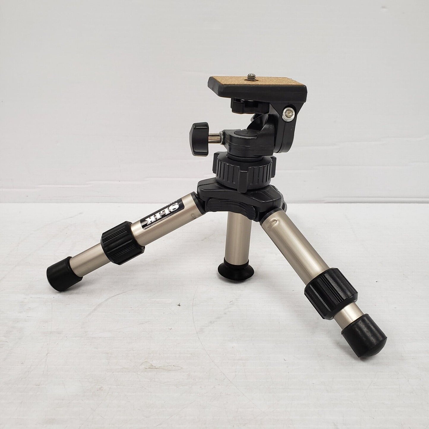 (I-34745) Slik Mini Tripod