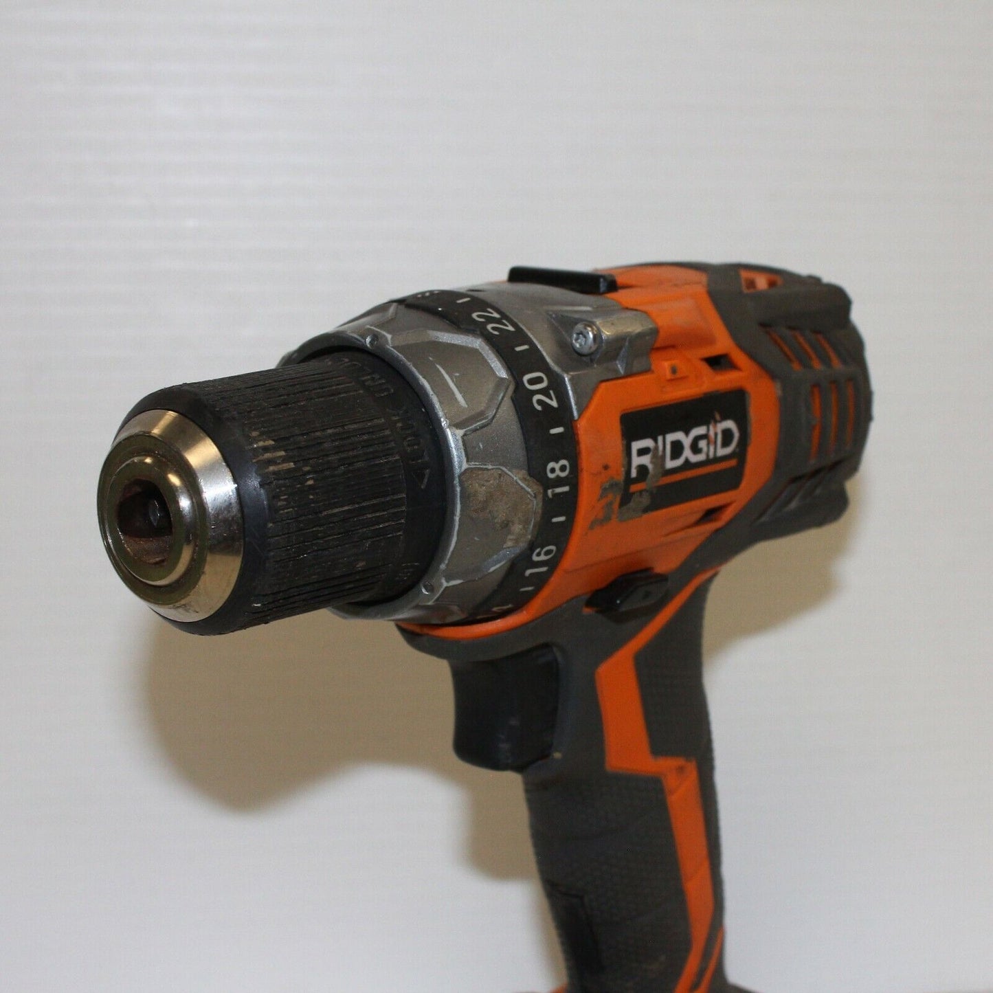 (NI-9836) Perceuse Ridgid 18 V avec batterie 