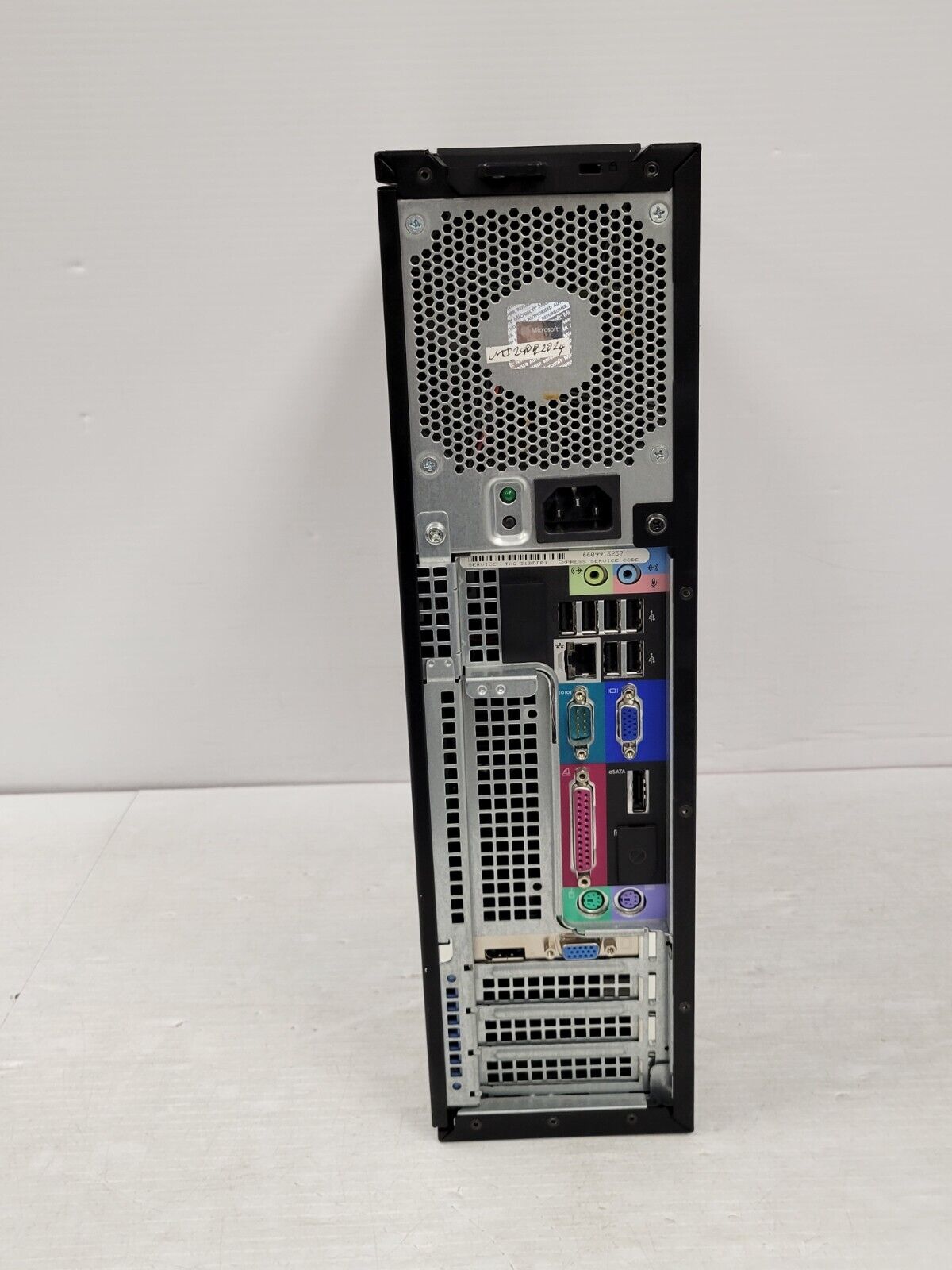 (29868-1) Tour de bureau Dell Optiplex 980