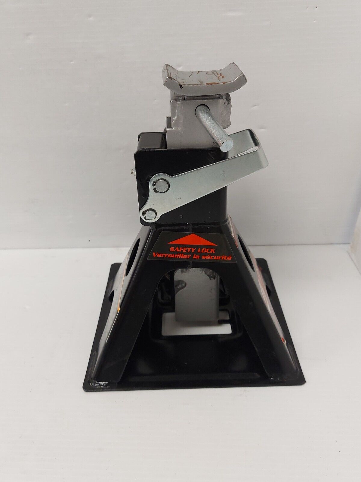 (N81571-2) Powerbuilt All-In-One Truck Lift Jack