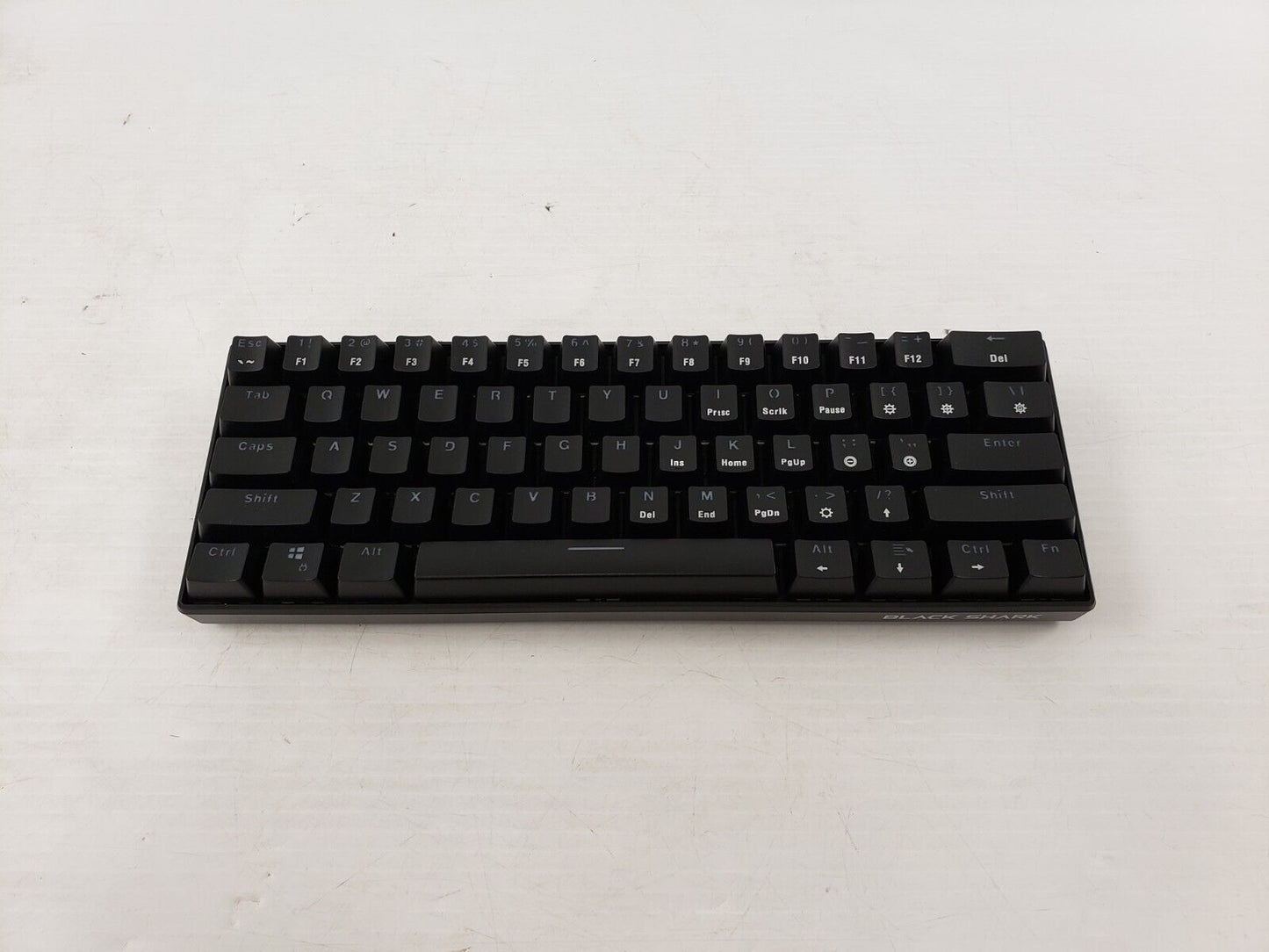 (43029-1) Clavier Black Shark SixGillK4