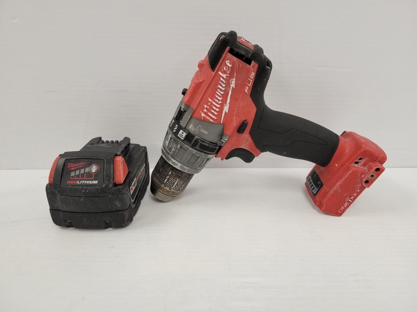 (49370-1) Milwaukee 2706-20 Drill