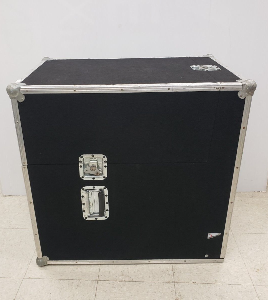 (I-26505) No Name Music Travel Case