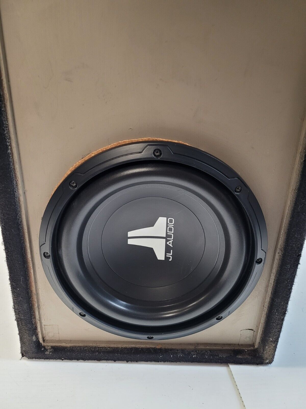 (N77411-1) JL Audio 10 dans un sous-marin de voiture dans une boîte