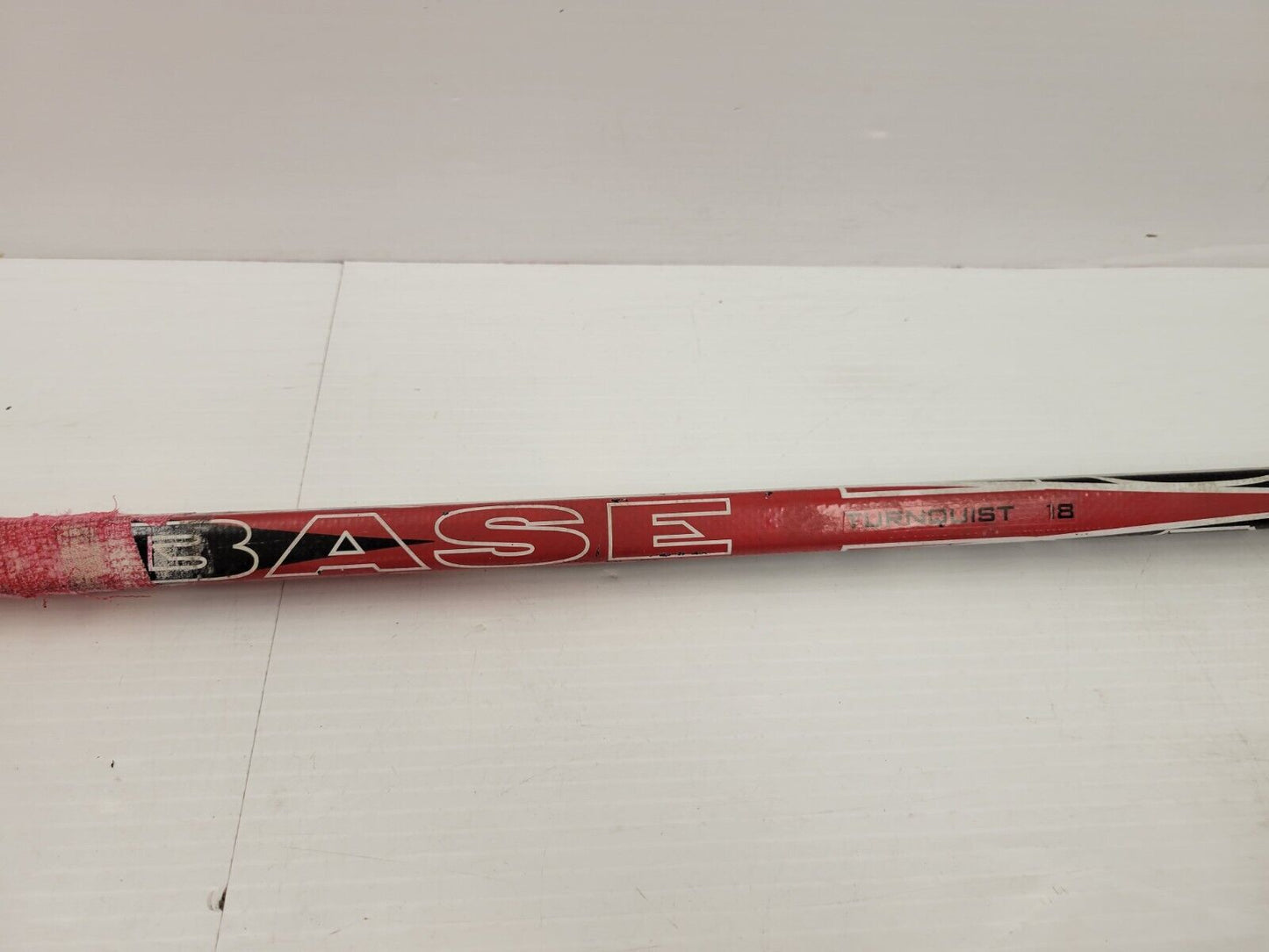 (49922-3) Bâton de hockey flexible Turnquist 18 SR 75