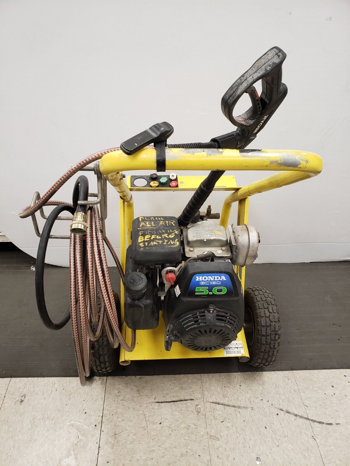 (13731-1) Karcher K2400HH Pressure Washer