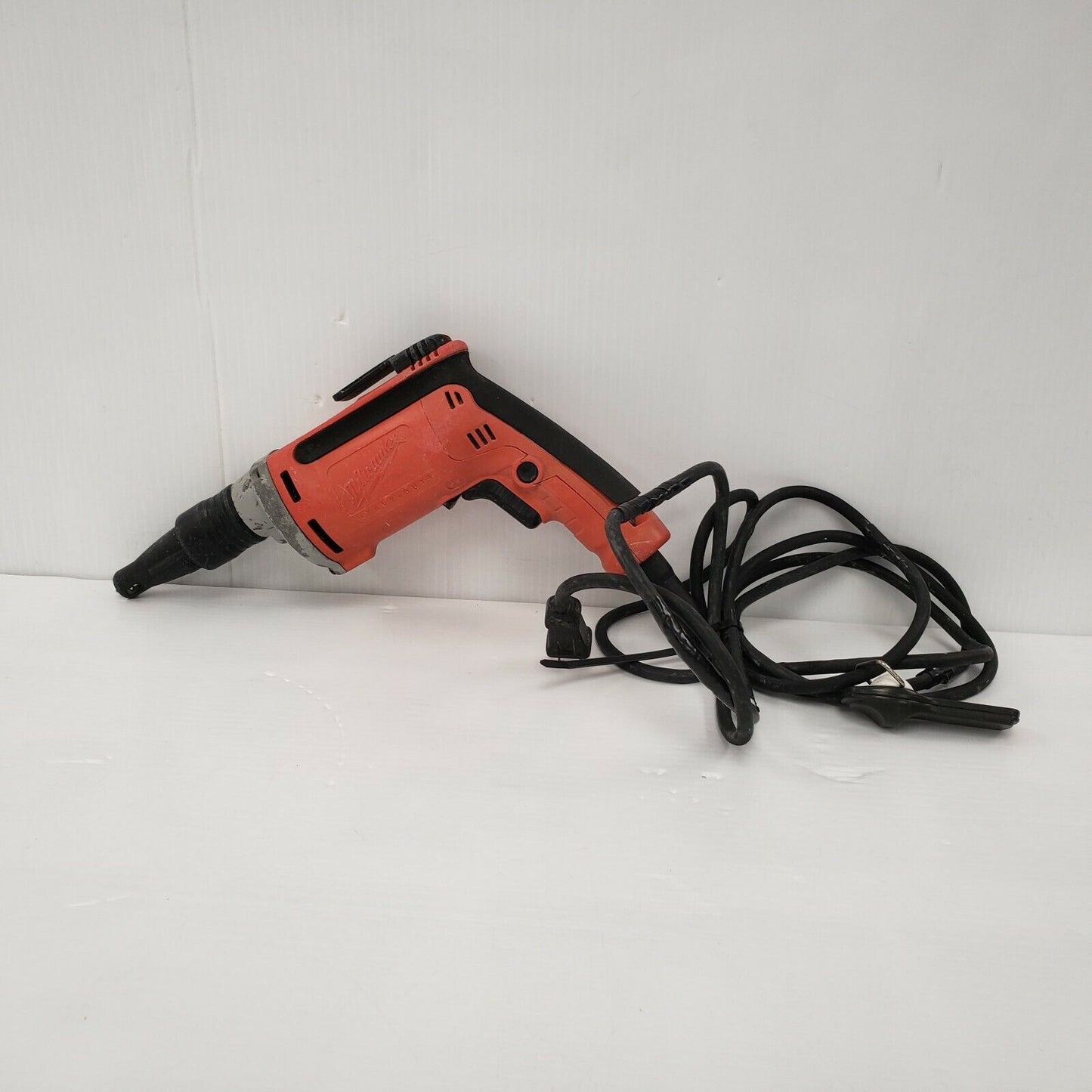 (I-25548) Milwaukee 6742-20 Drywall Screwdriver