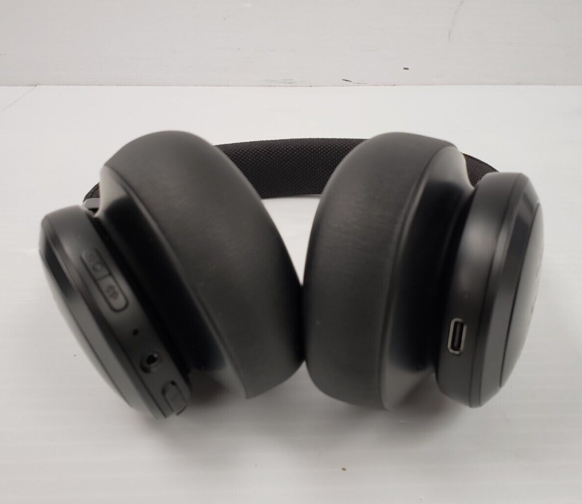 (47476-4) JBL Live660NC Headphones