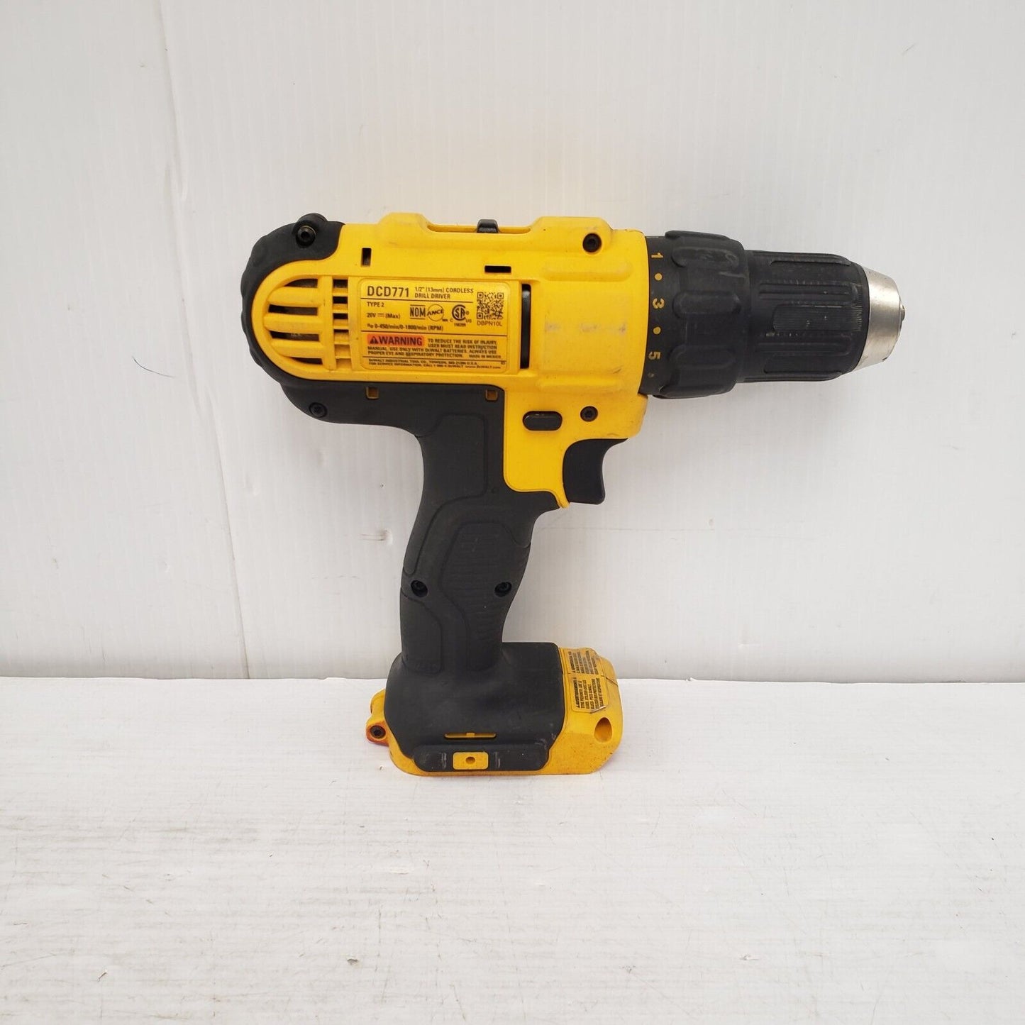 (21814-2) Dewalt DCD771 Drill