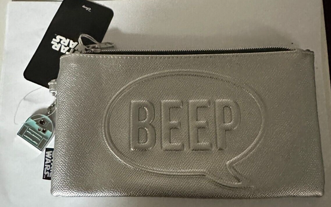 (LUP) Star Wars Beep Bloop Silver Wristlet With Charm