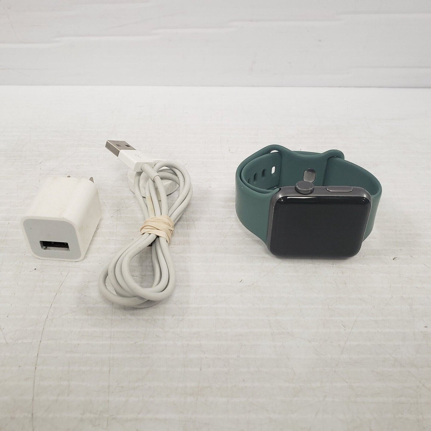 (52949-1) Apple A1859 Series 3 GPS Smart Watch