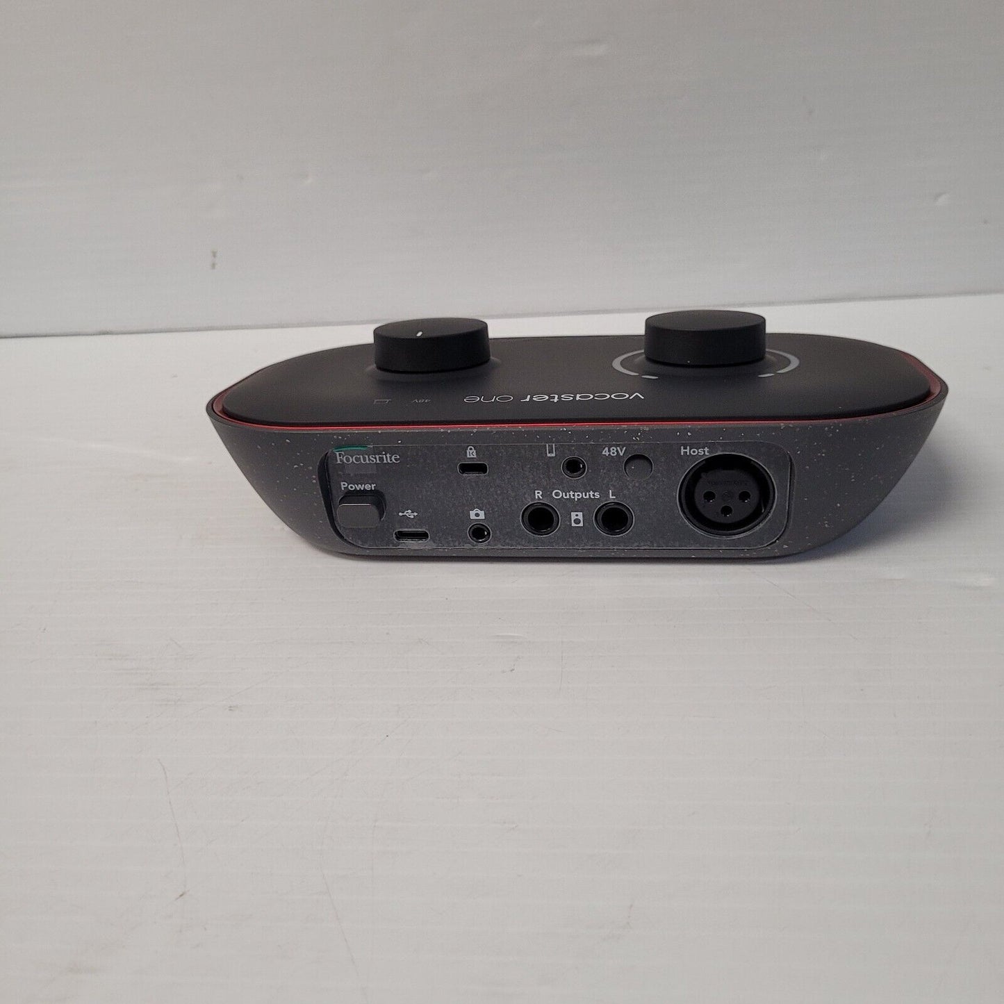 (N75255-1) Focusrite Vocaster One Podcast Interface