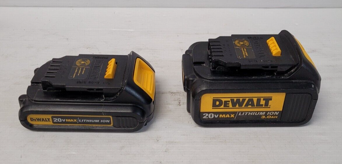 (N77229-1) DeWalt DCD985 Hammer Drill