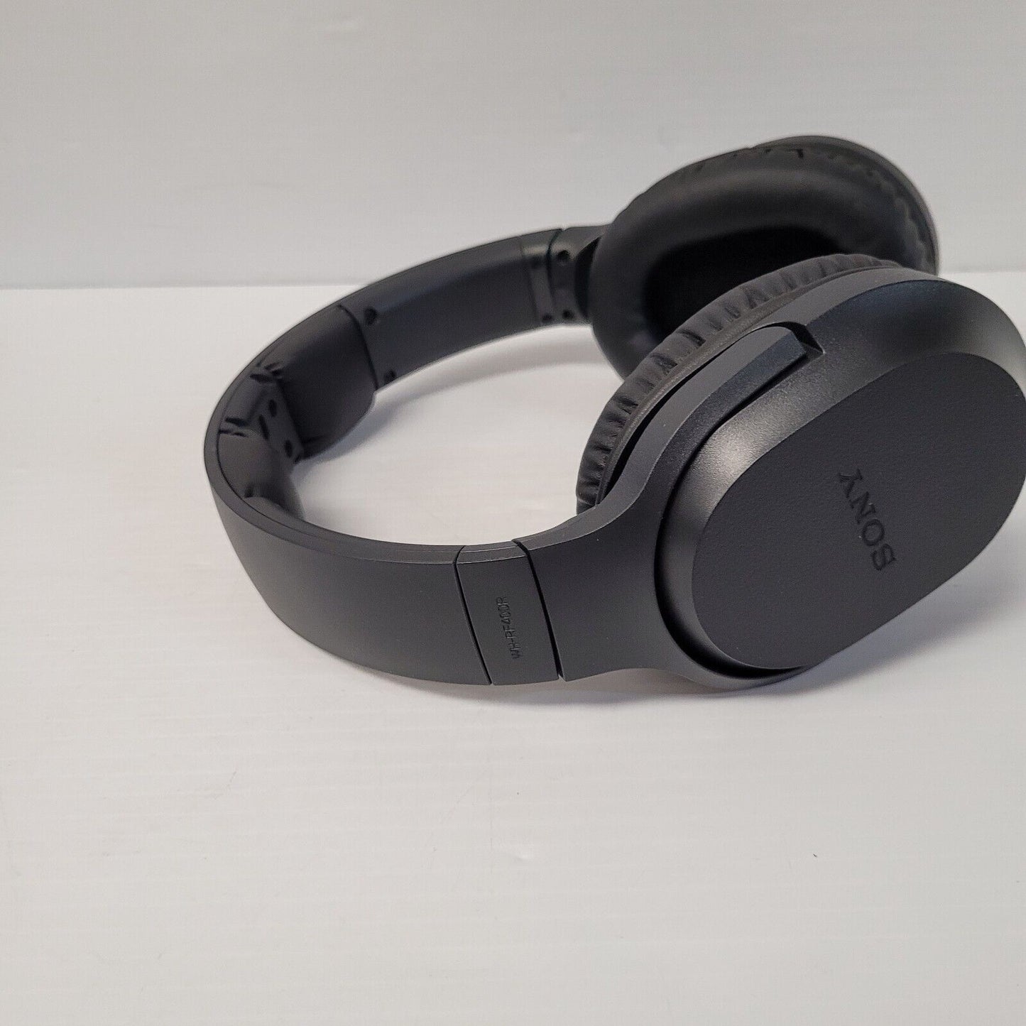 (N75201-1) Système de casque stéréo sans fil Sony WH-RF400