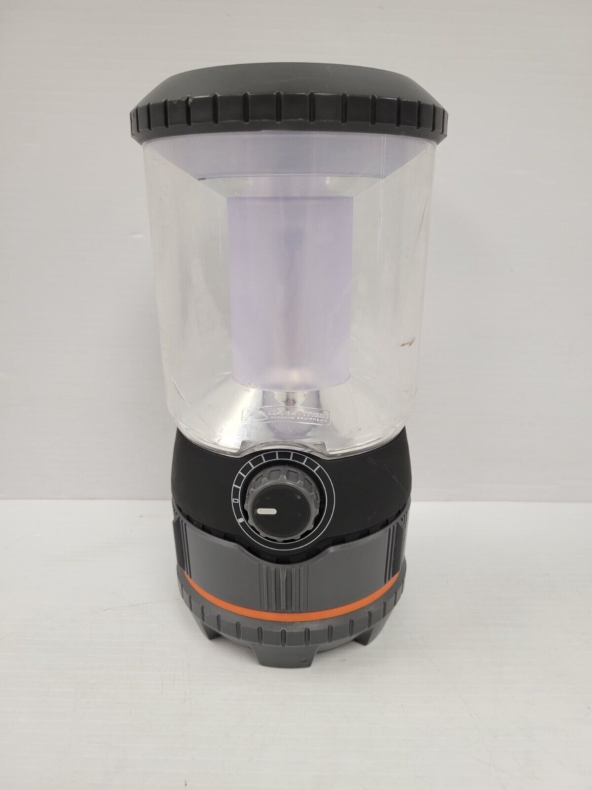 (49293-1) Ozark 20045 Trail Lantern