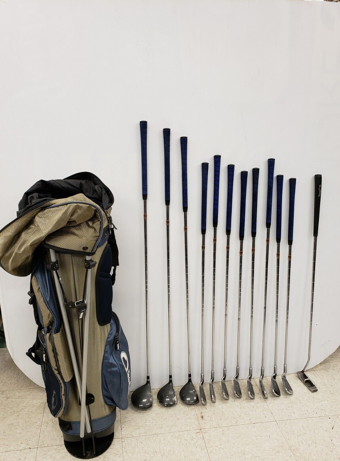 (29728-1) Clubs de golf Spalding Cannon