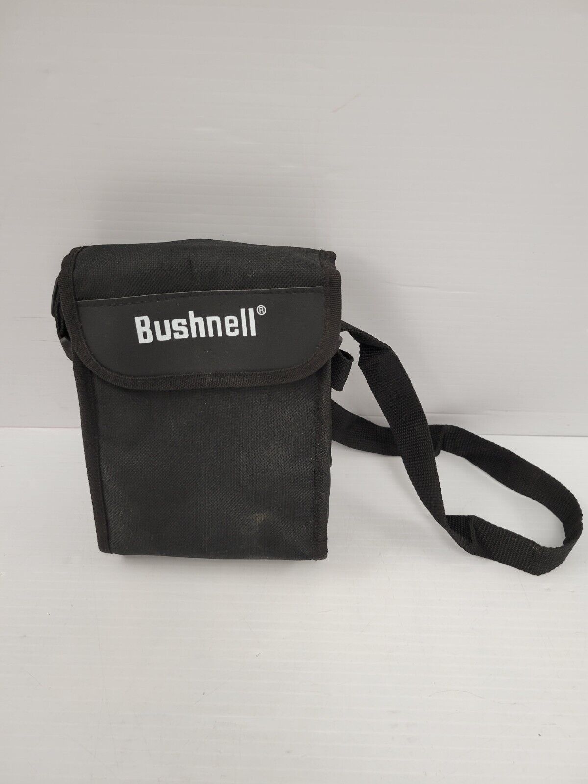 (49249-1) Bushnell Binoculars-10X42