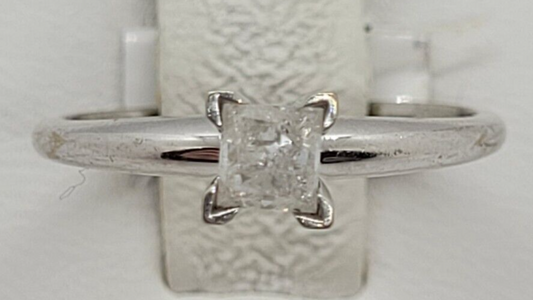 (N77075-1) Ladies 14K White Gold Solitaire Ring Sz:6