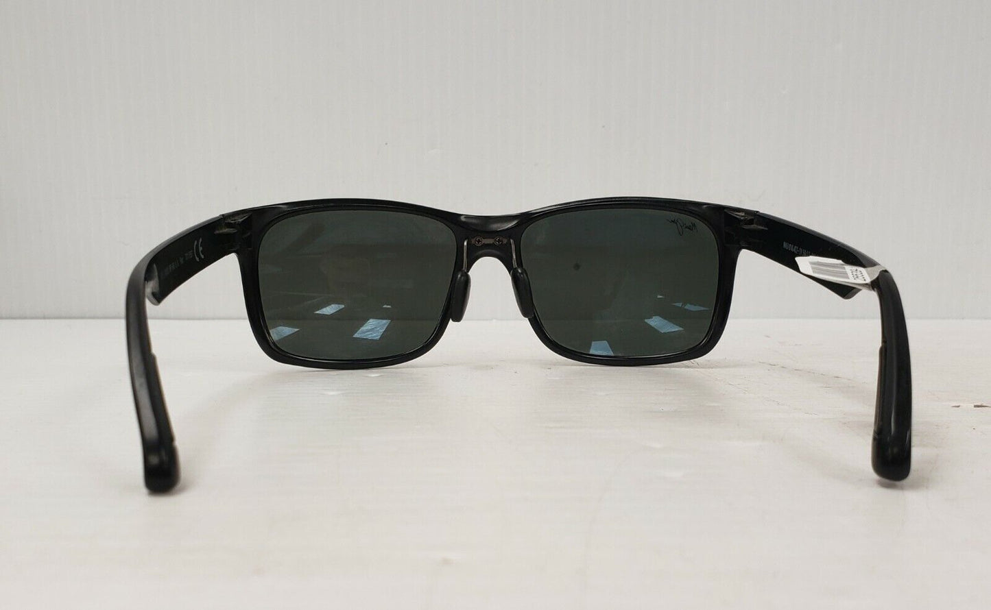 (25539-1) Maui Jim MJ432 Sunglasses