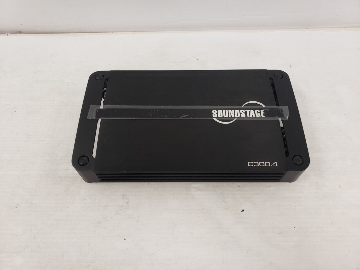 (45642-1) Ampli de voiture Soundstage C300.4